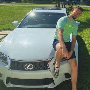 Meet your Posher, Pat